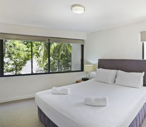 Bedroom-Little-Cove-Court-Apartment-10