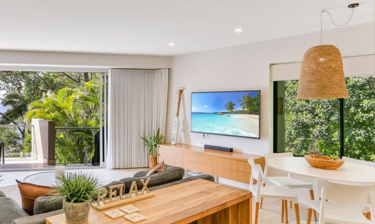 Apartment 11 LCC