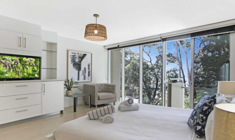Apartment 4 Little Cove Court