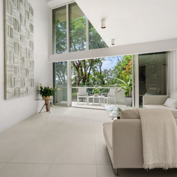Little Cove Court Apartment 8